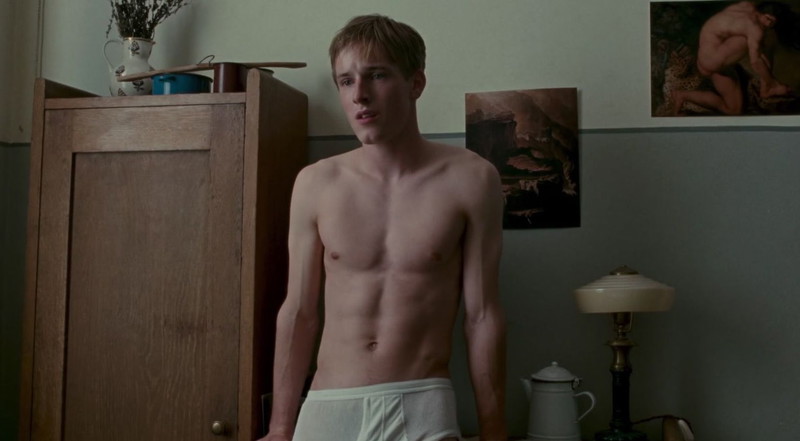 Louis Hofmann Naked From Netflix Series Dark Fit Naked Guys